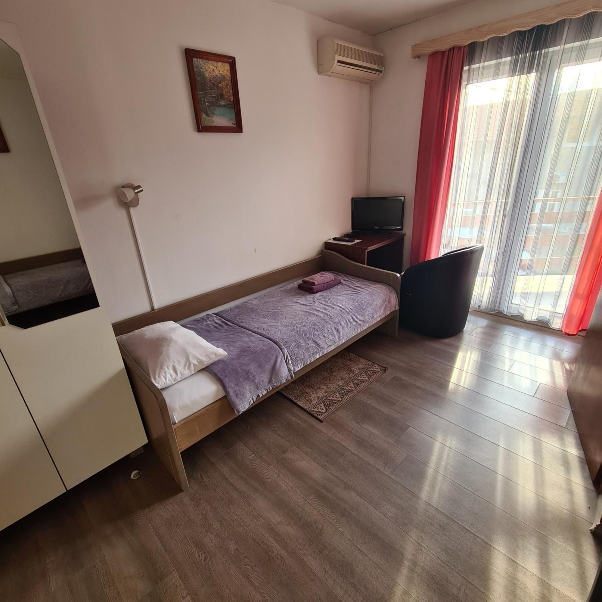 Guesthouse Kod Mosta Karlovac Esterno foto