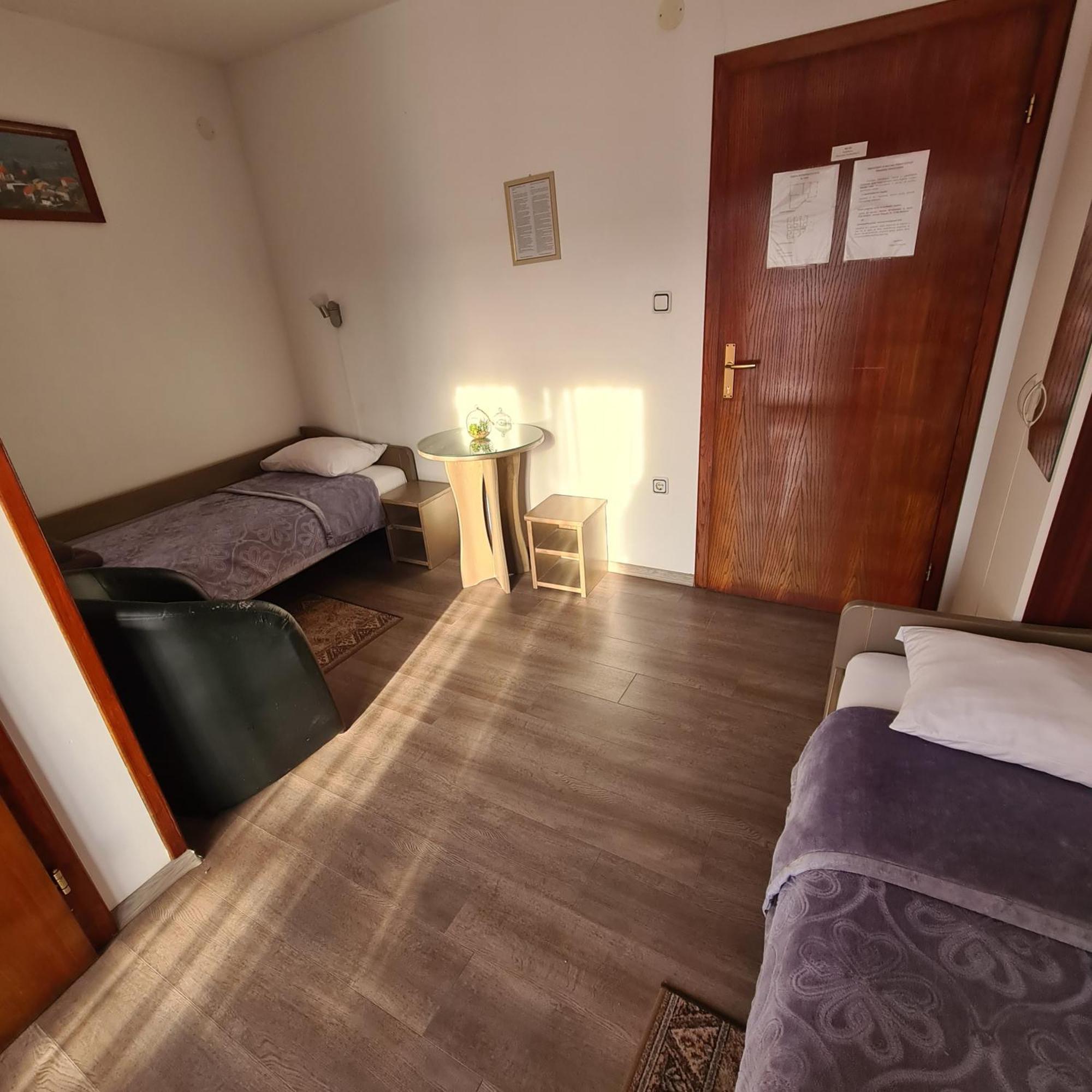 Guesthouse Kod Mosta Karlovac Esterno foto